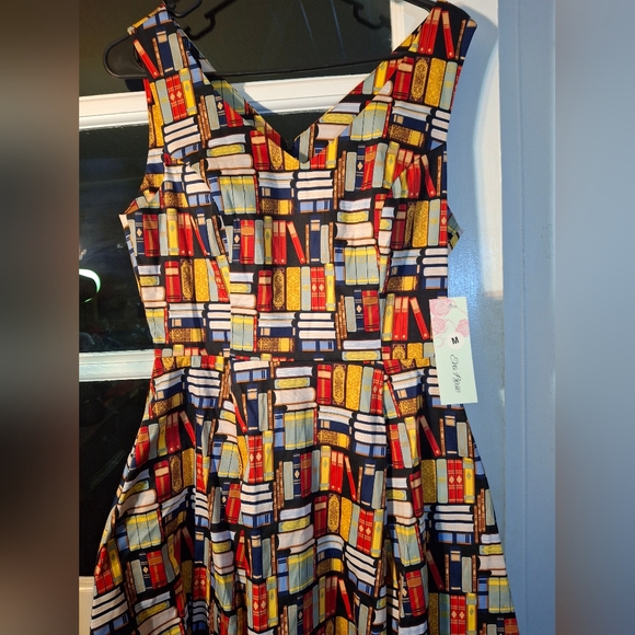 Eva Rose Colorful Book Print Women's Dress-NWT - Picture 4 of 8